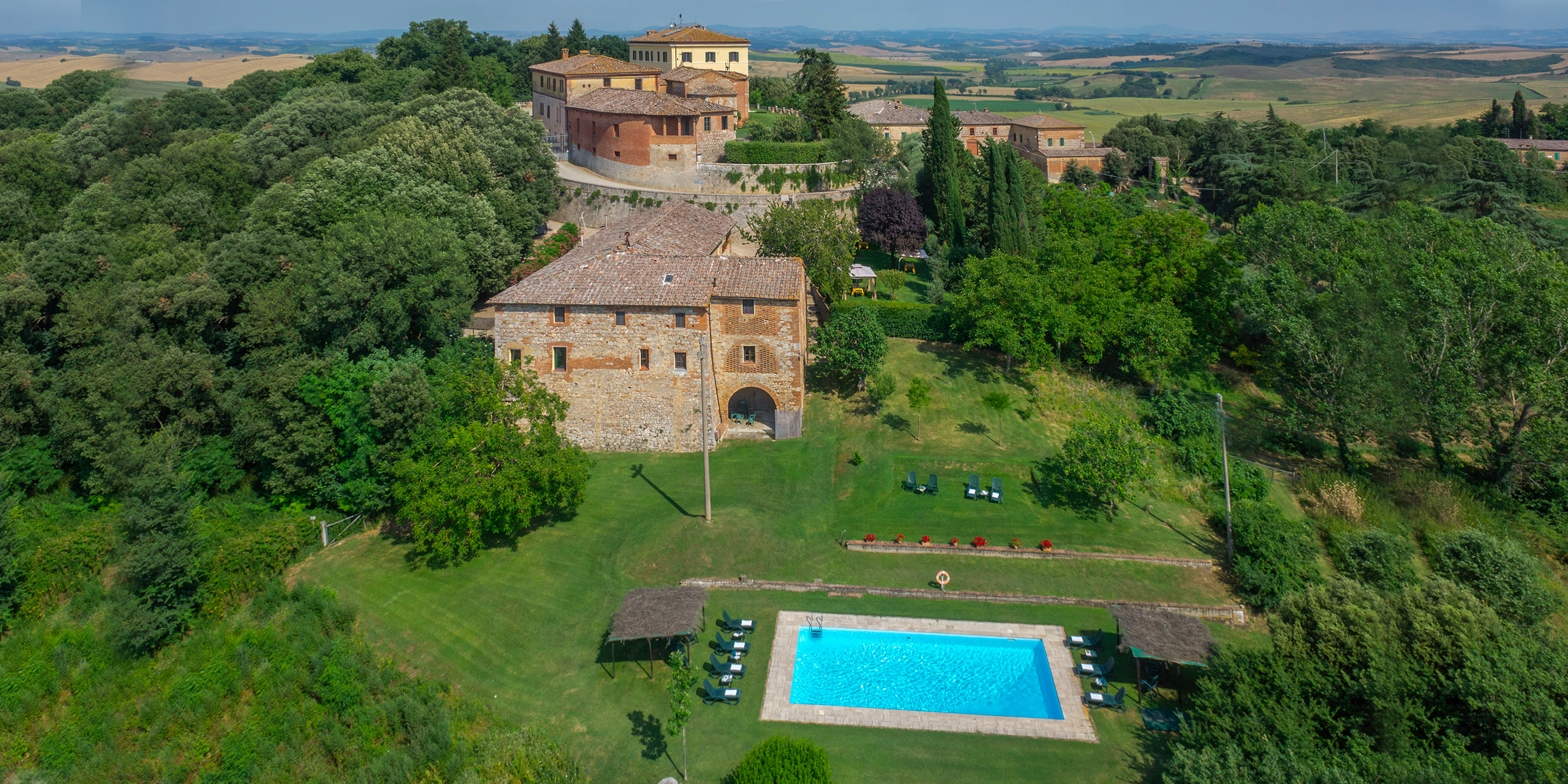 Apartments in Tuscany Villa di Radi Siena