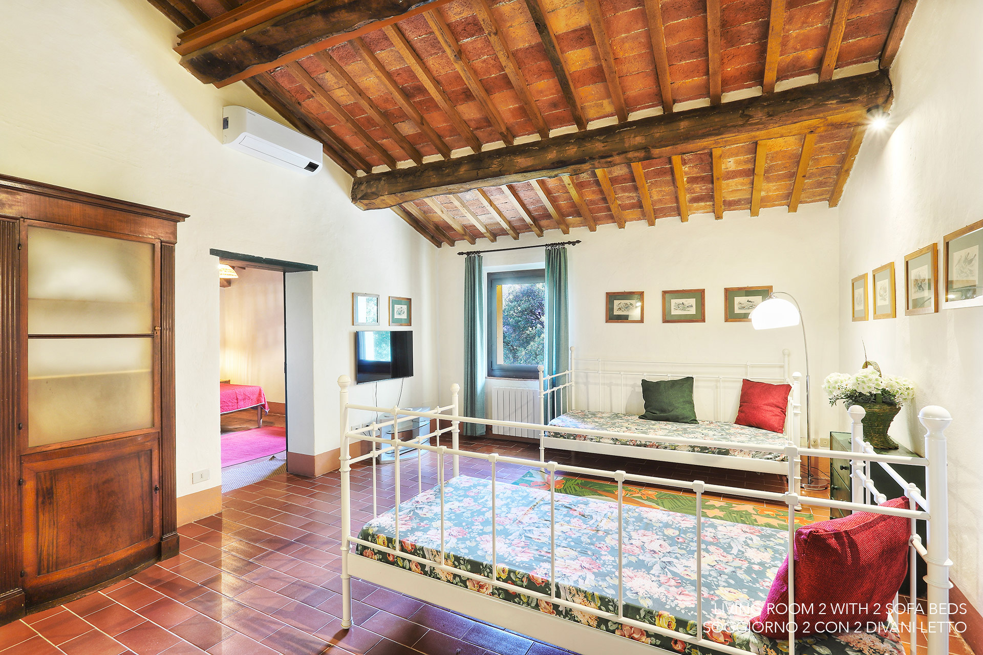 Holiday apartments Villa e Fattoria di Radi Siena