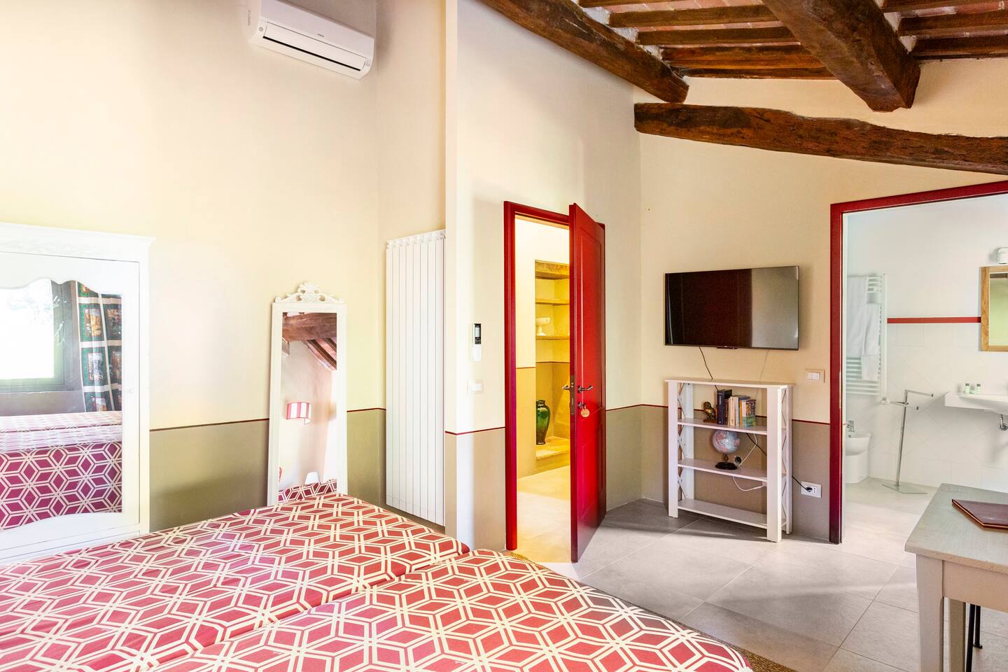 Chiocciola apartment Villa di Radi Siena
